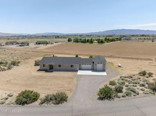 390 Angelina Cir, Wellington, NV 89444