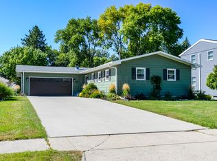 2917 11th St S, Fargo, ND 58103