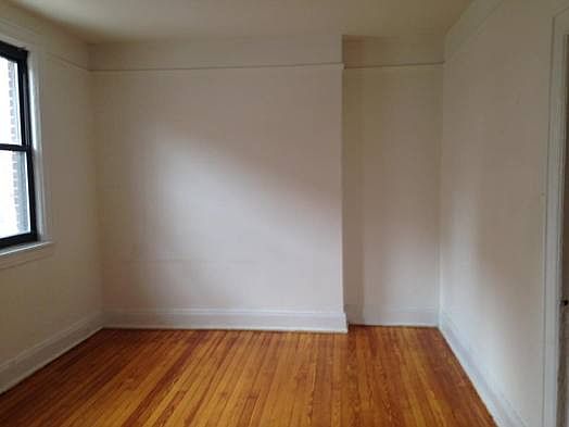 5th image of 3127 34th St #1A