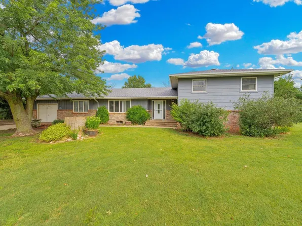 3215 S 231st St W, Goddard, KS 67052