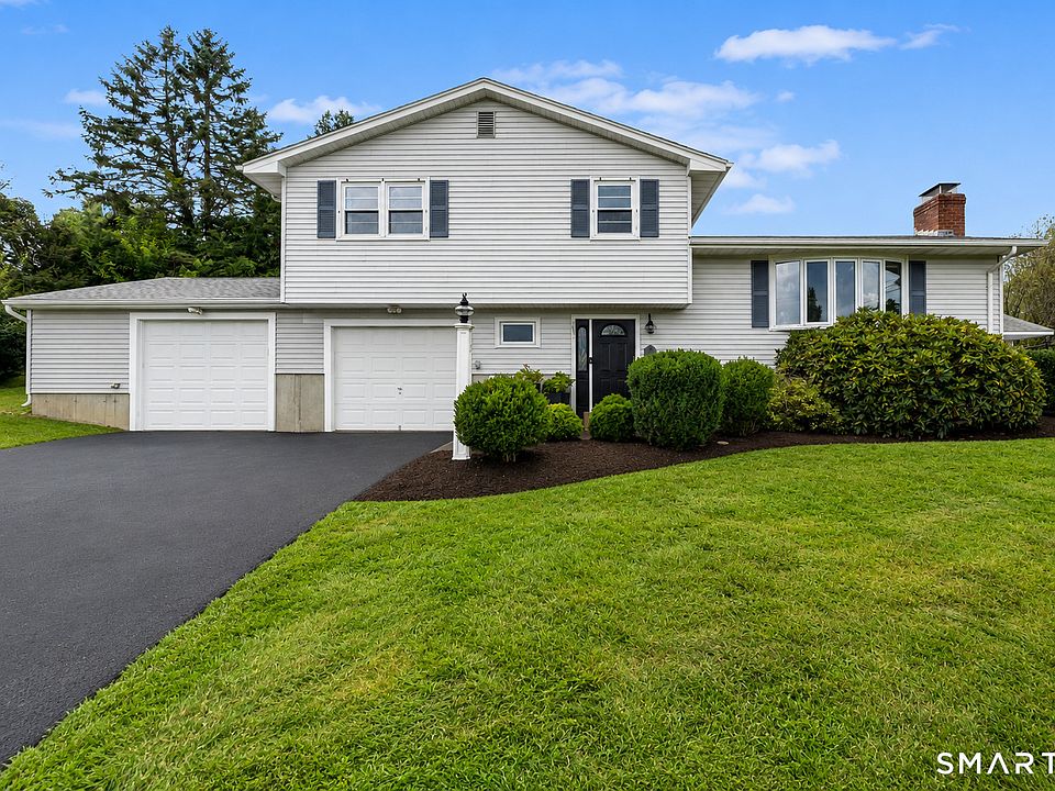 1st image of 12 Farm Hill Road