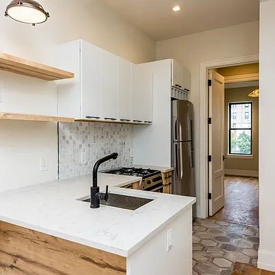 Rented by Nooklyn NYC LLC | media 54