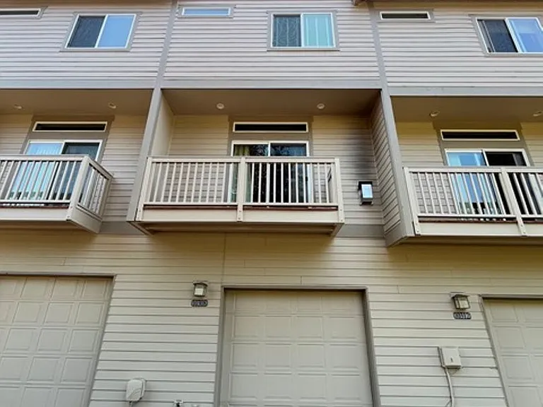 10308 SW Hollyridge Ln — Photo 24