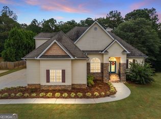 322 Treasure Trl, Carrollton, GA 30117