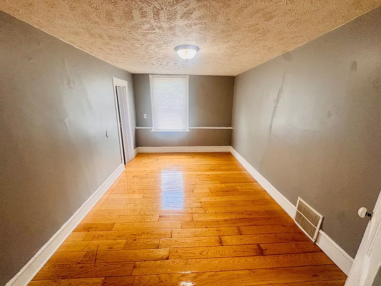 7209 Park Ave — Photo 32