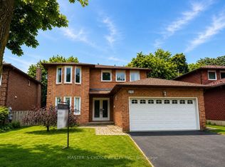 212 Fincham Ave, Markham, ON L3P 4B5