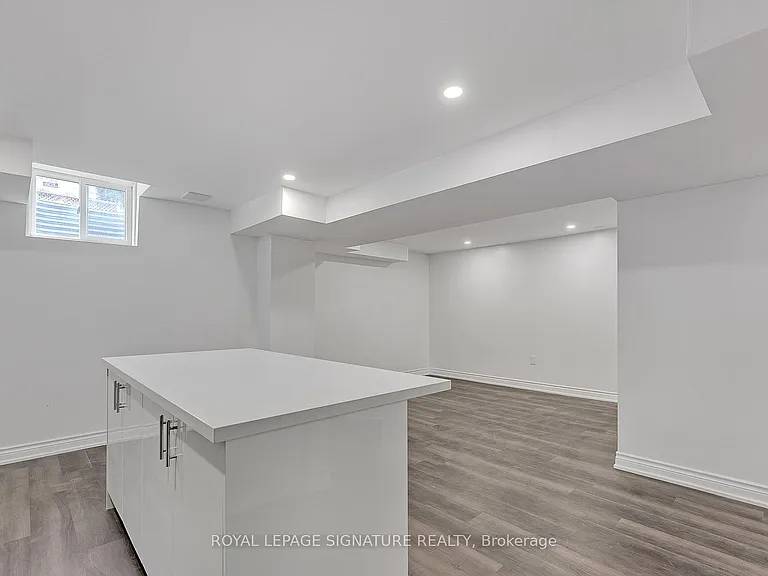 353 Wood Duck Ln #BASEMENT — Photo 11