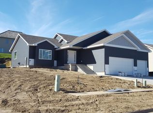 4531 Deer Shadow Trl, Sioux City, IA 51106