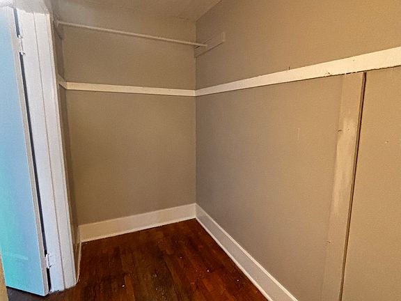 5th image of 25 Broezel St APT 202