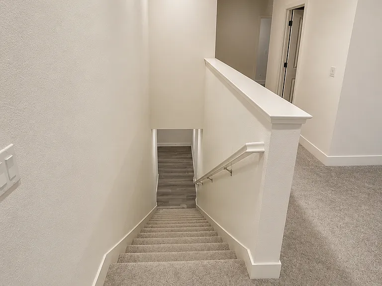 1889 Gordon Hammond Pl — Photo 23