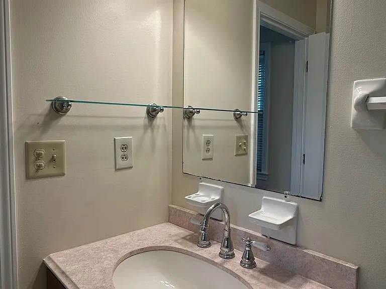 3486 Ormond Cir — Photo 23