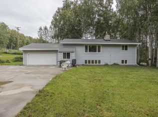 806 Quasar Dr, Fairbanks, AK 99712