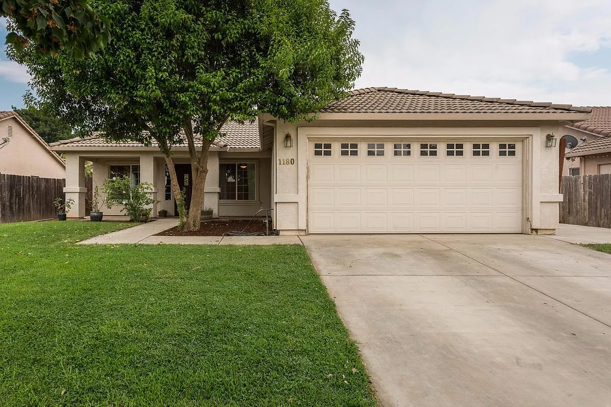 1180 Jodi Dr photo 1