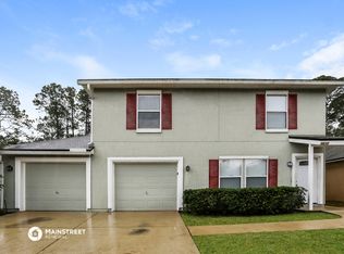 5615 Village Pond Cir, Jacksonville, FL 32222