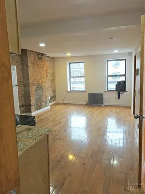 Rented by Hecht Group | media 14
