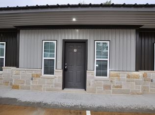 215 Price Ln UNIT 7, Weatherford, TX 76085