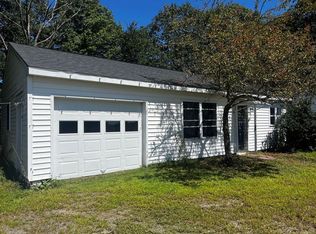 2 Buttercup Dr, Freeport, ME 04032