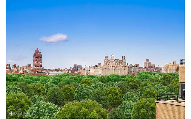 Sold by Douglas Elliman | media 22