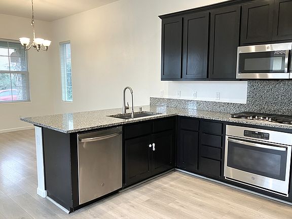 4th image of 3701 Gozo Island Ave