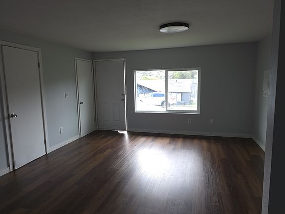 4th image of 1720 Olympic Ave #1720