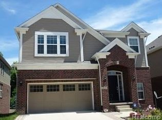 28448 Witherspoon Dr, Novi, MI 48377