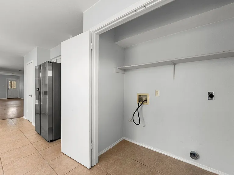 10410 Cayuse Cv — Photo 26