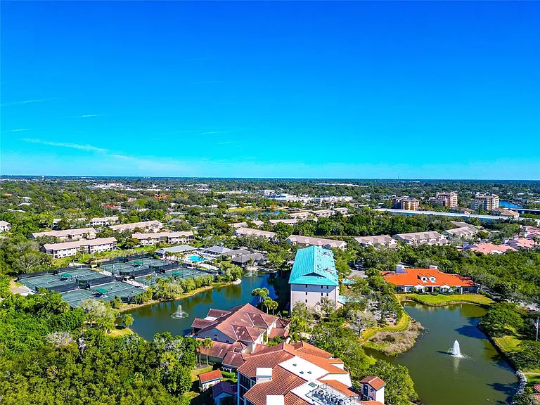 5408 Eagles Point Cir #302 — Photo 43