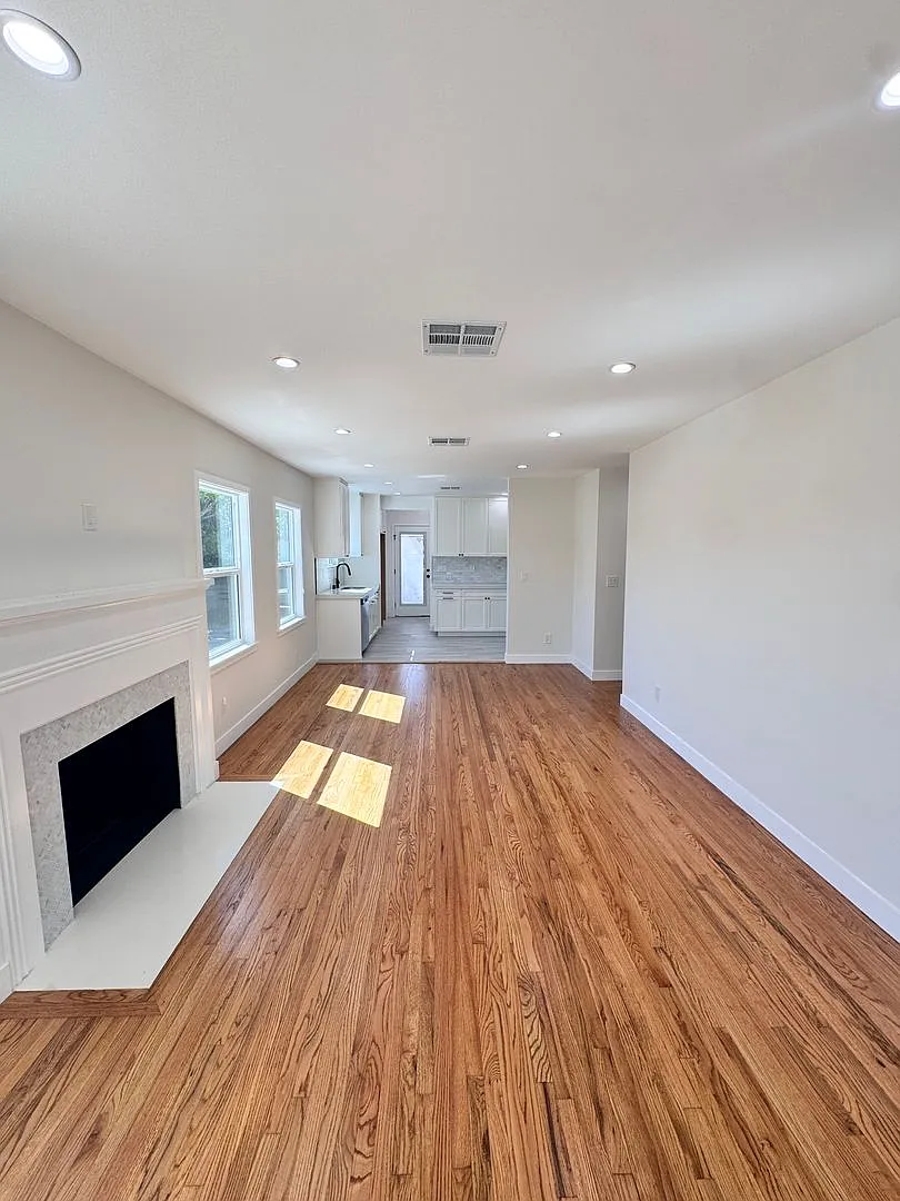 Brand New Construction 1317 Montebello Blvd — Photo 2