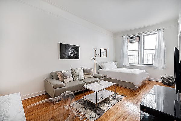 1st image of 210 W 17th St APT 1A