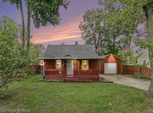 3222 Comer Dr, Flint, MI 48506