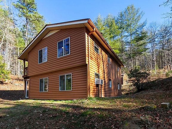3rd image of 261 Shuler Mountain Rd
