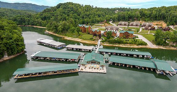 2nd image of Evergreen Cir
