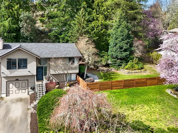 5843 Olive Avenue NE, Bremerton, WA 98311