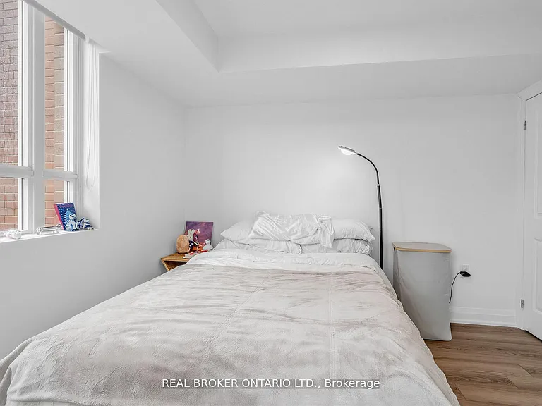 125 Western Battery Rd #1209 — Photo 12