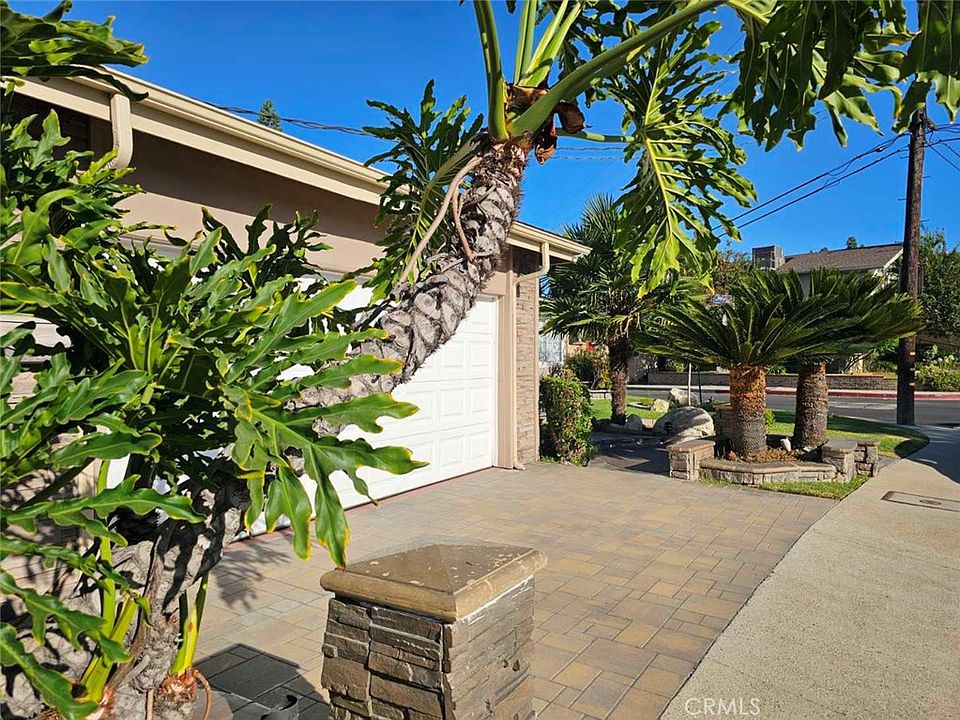 2nd image of 4602 El Reposo Dr