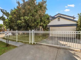 7803 Goldmine Ln, Van Nuys, CA 91406