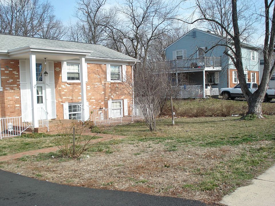 2nd image of 9932 Henrico St