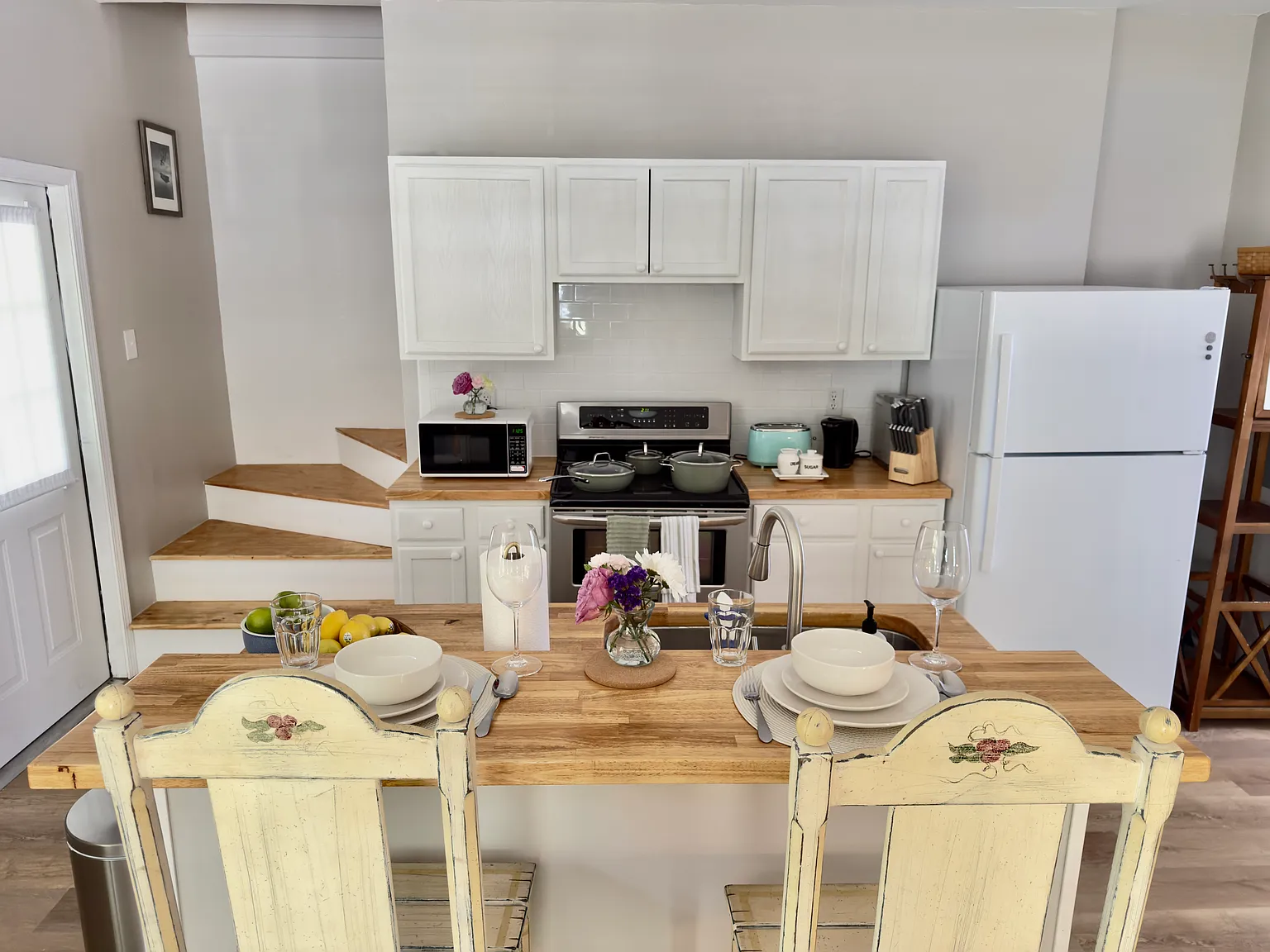 59 Paddlecreek Ave — Photo 3