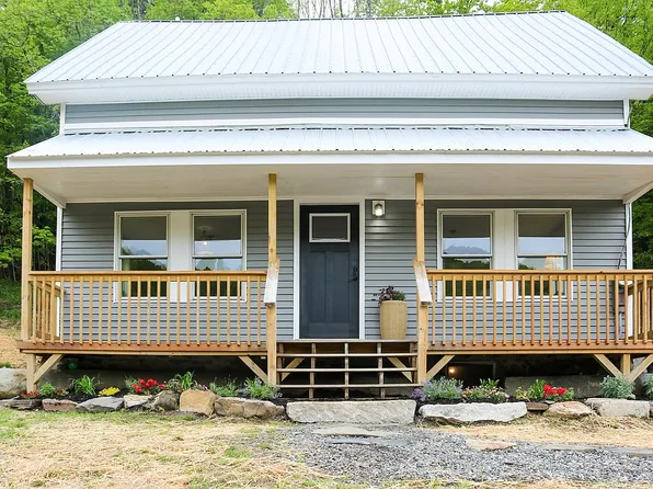 1791 State Route 58 E, Irasburg, VT 05845