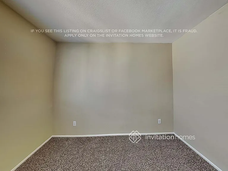 8049 Streamside Ct — Photo 14