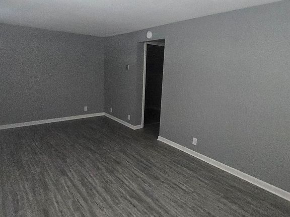 3rd image of 1425 S Meeker Ave #Dbba07755