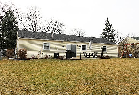 2nd image of 1308 Chalfont Dr