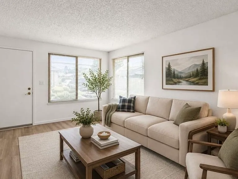 1202 Nelson St #2 — Photo 3