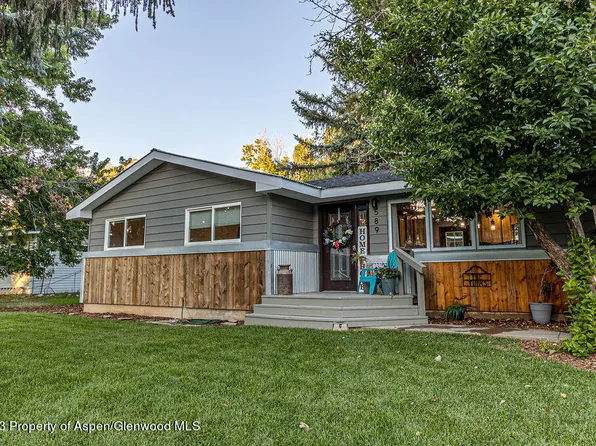 589 Steele St, Craig, CO 81625
