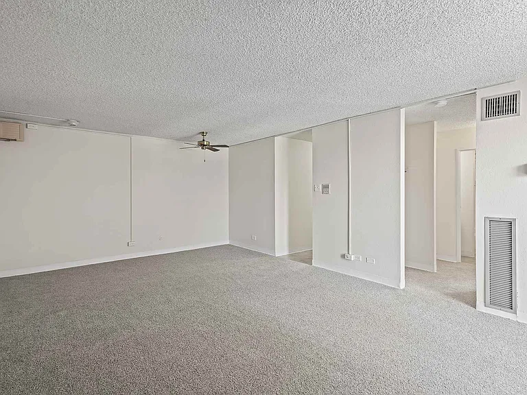 Tamai Tower at Sakura Square — Photo 101