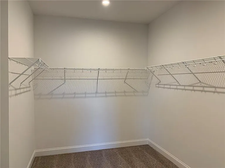 6025 Stella Dr — Photo 21