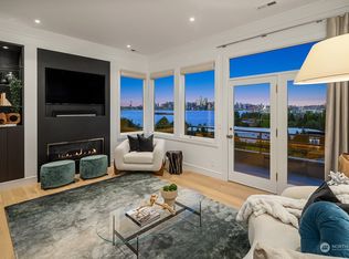 2349 Harbor Ave SW #PENTHOUSE 405, Seattle, WA 98126