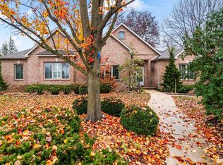 2001 Maryknoll Pl, Springfield, IL 62704