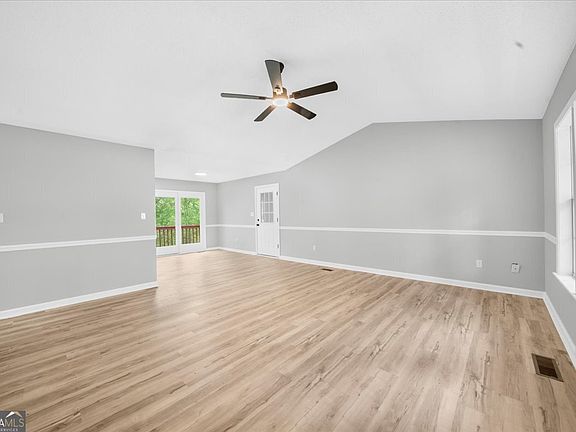 5th image of 5386 Whiporwill Dr