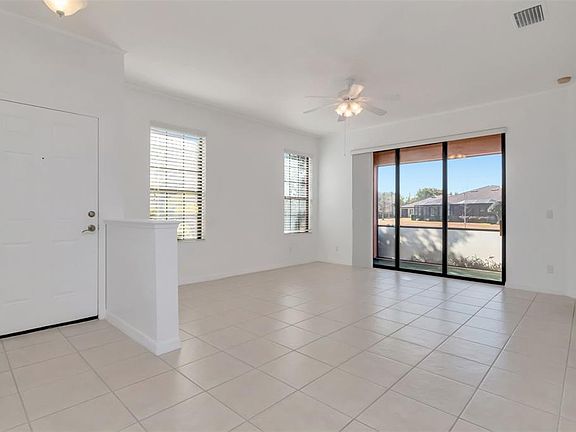 4th image of 125 Shell Falls Dr